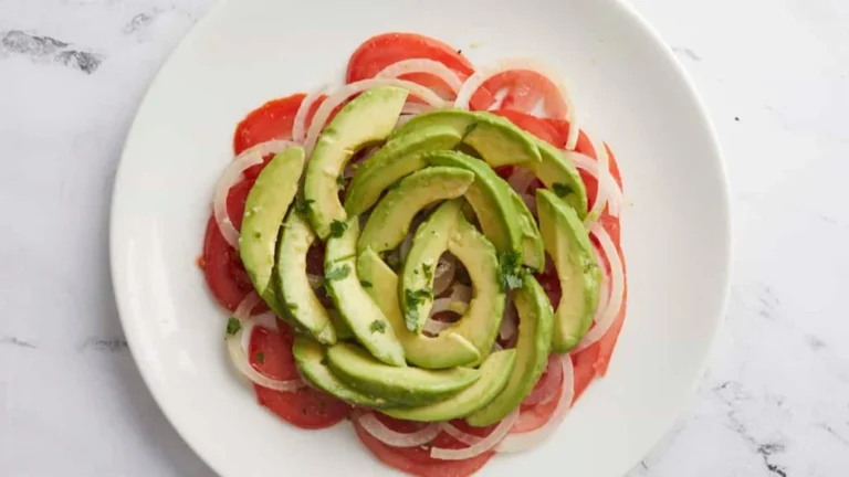 best ensalada con palta near me